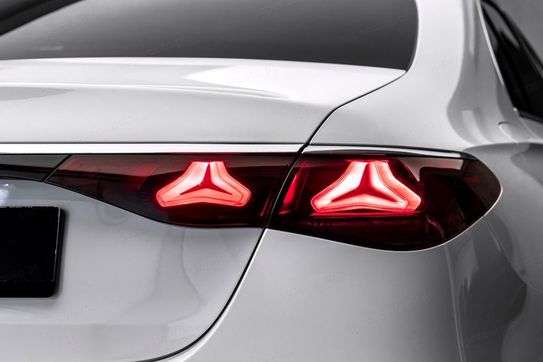 Mercedes Klasa E 220 d Avantgarde