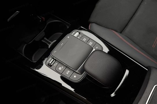 Mercedes CLA 200 AMG Line 7G-DCT