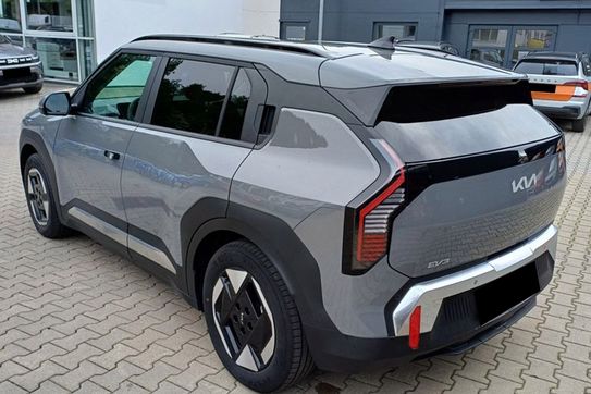 Kia EV3 81.4kWh Air