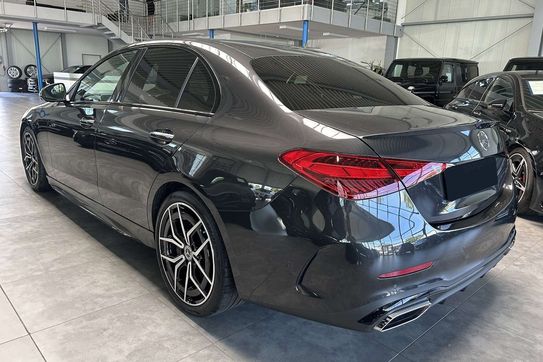 Mercedes Klasa C 220 d 4-Matic AMG