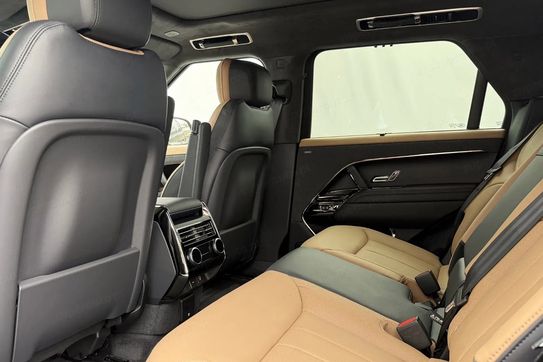 Land Rover Range Rover Sport D350 Autobiography