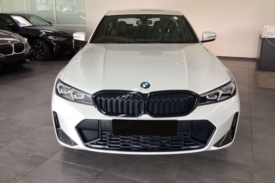 BMW Seria 3 330e M Sport