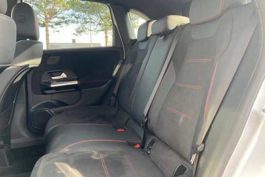 Mercedes B Klasa 220 4-Matic mHEV AMG Line 8G-DCT