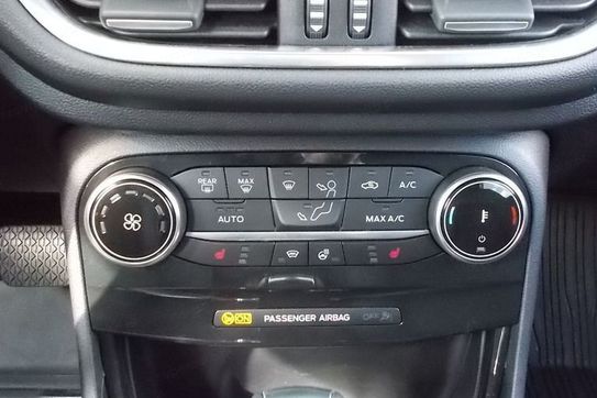 Ford Puma EcoBoost Titanium PowerShift