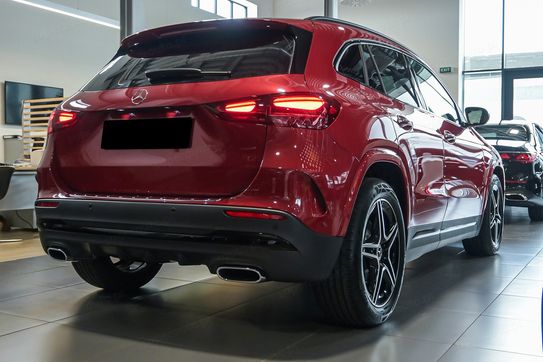 Mercedes GLA 200 AMG Line