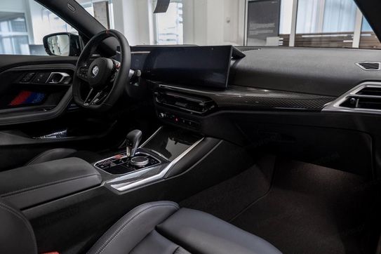 BMW Seria 2 M2