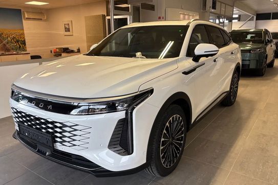 Omoda 9 1.5 Super Hybrid Exclusive AWD