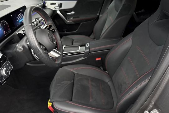 Mercedes Klasa A 220 4-Matic AMG Line 8G-DCT