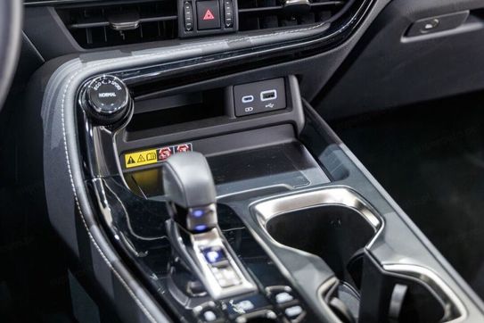 Lexus NX 450h+ Prestige AWD