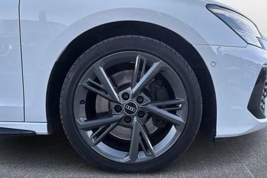 Audi A3 S3 TFSI quattro S tronic