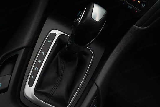 Ford Mondeo 2.0 Hybrid Titanium