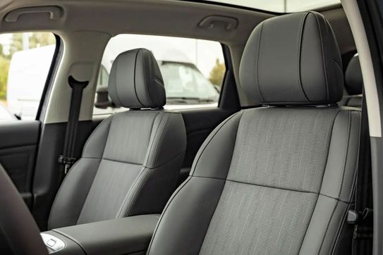 Leapmotor B10 Design Hybrid EV 18,8 kWh