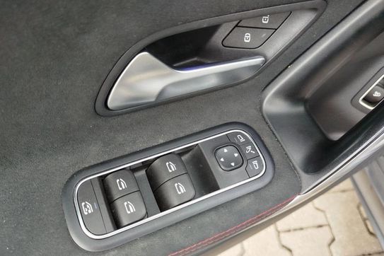 Mercedes CLA 200 AMG Line