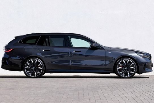 BMW Seria 5 540d xDrive mHEV M Sport aut