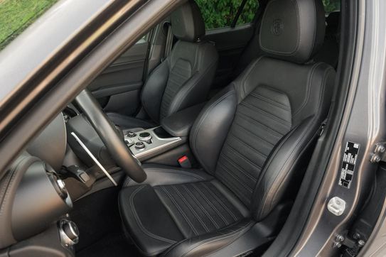 Alfa Romeo Giulia Turbo Sprint Q4 aut