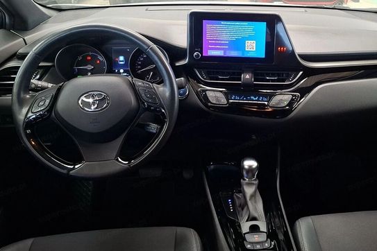 Toyota C-HR 1.8 Hybrid