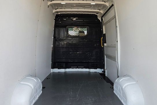 Volkswagen Crafter L3H2