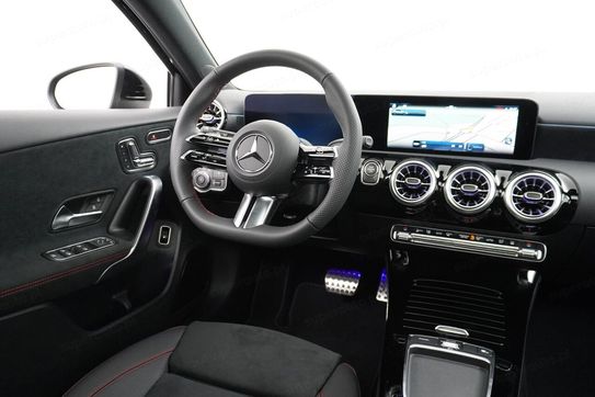 Mercedes Klasa A 220 4-Matic AMG Line