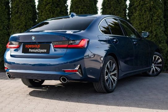 BMW Seria 3 320d xDrive Luxury Line