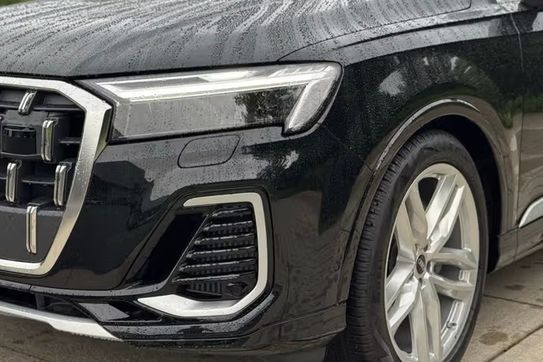 Audi Q7 50 TDI quattro