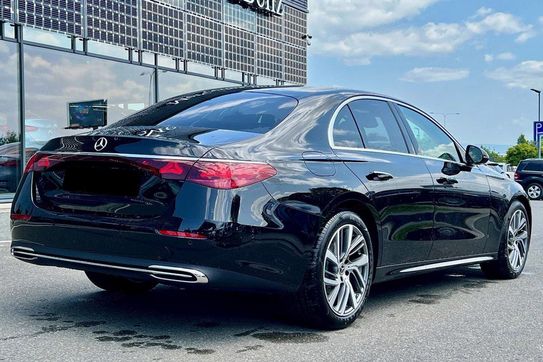 Mercedes Klasa E 220 d 4-Matic Avantgarde