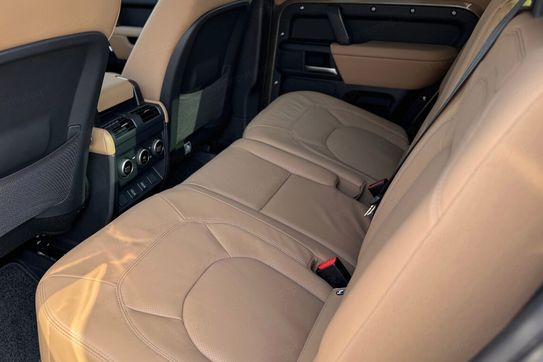 Land Rover Defender 130 3.0 D350 X-Dynamic SE