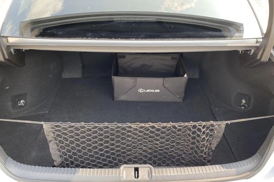Lexus ES 300h Business Edition