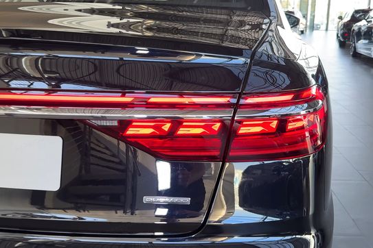 Audi A8 50 TDI quattro