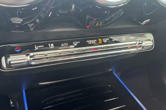 Mercedes GLB 200 AMG Line