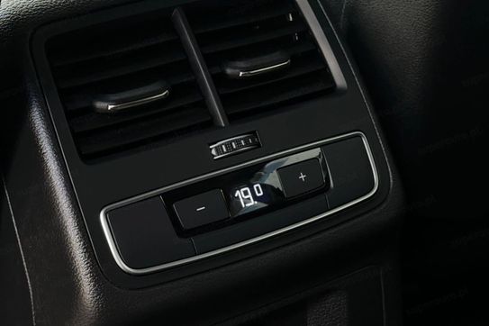 Audi A4 40 TFSI mHEV S tronic