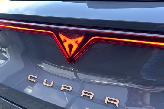 Cupra Leon 1.5 eTSI mHEV DSG