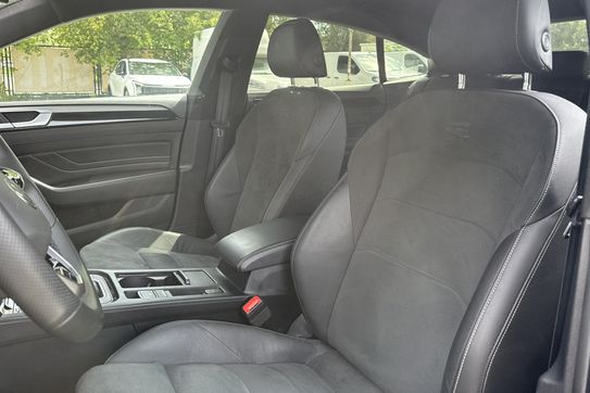 Volkswagen Arteon R-Line 2.0 TSI  DSG