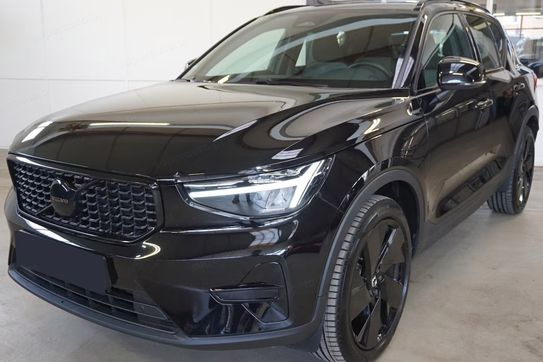 Volvo XC40 B4 Plus Black Edition