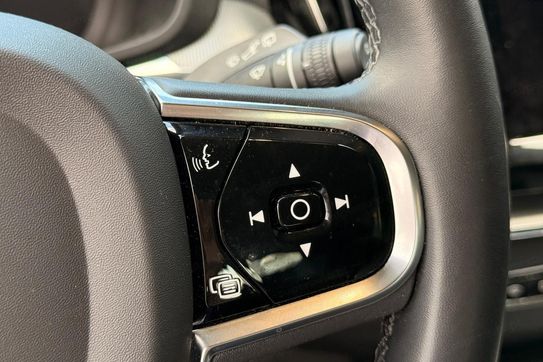 Volvo XC60 B4 B Plus Dark aut