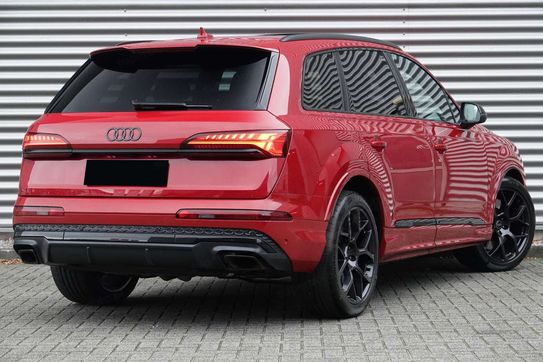 Audi Q7 50 TDI quattro S Line