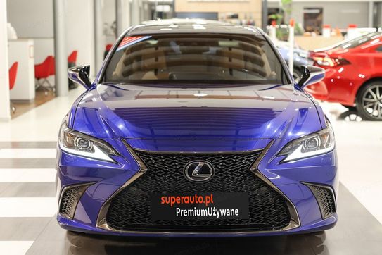 Lexus ES 300h F Sport Design