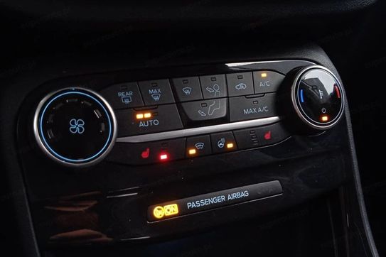 Ford Puma 1.0 EcoBoost mHEV Titanium X DCT