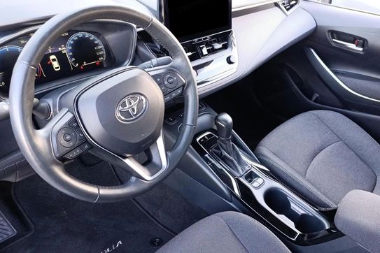 Toyota Corolla Comfort 1.5 benzyna