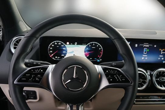 Mercedes GLA 200 Progressive