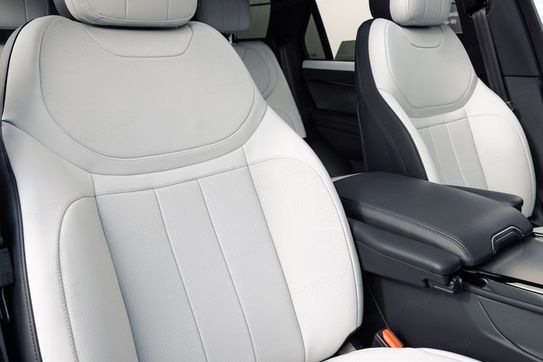 Land Rover Range Rover Sport 3.0 D300 Dynamic SE