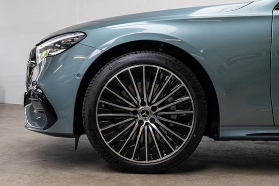 Mercedes Klasa E 300 de  4-Matic AMG