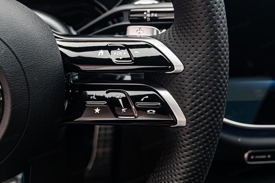 Mercedes Klasa E 200 4-Matic AMG