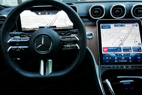 Mercedes Klasa C Kombi 220 d 4MATIC AMG Line