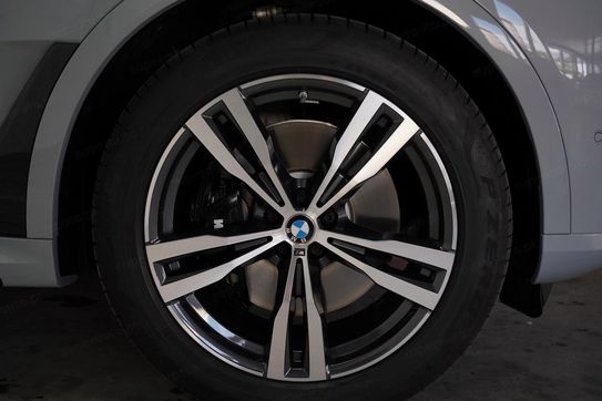 BMW X7 xDrive40i M Sport