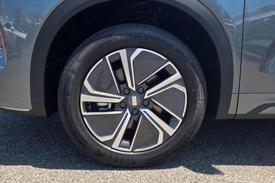 Geely Starray EM-i 1.5 PHEV Pro