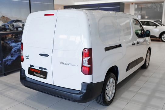 Toyota Proace City Long L2H1 Active