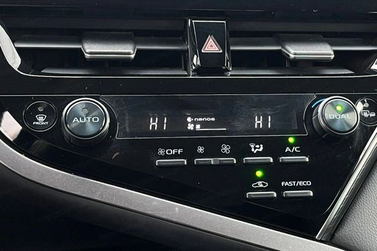 Toyota Camry 2.5 Hybrid