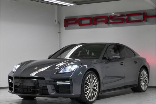 Porsche Panamera 4 E-Hybrid
