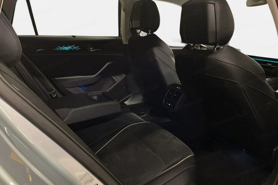 Volkswagen Passat TDI DSG