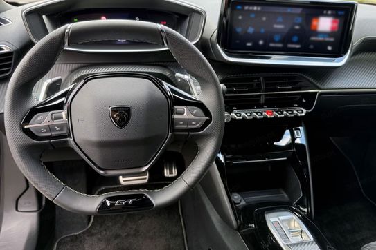 Peugeot 2008 GT S&S EAT8 1.2 PureTech